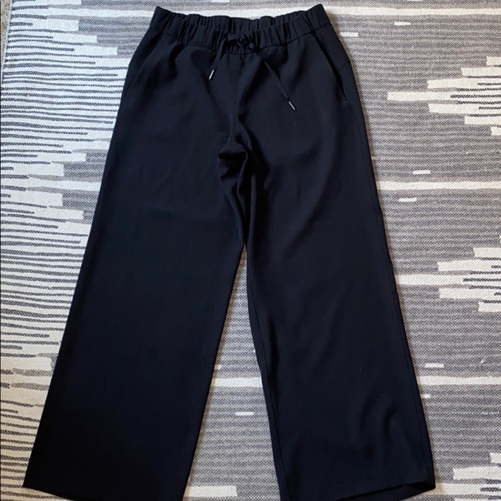 Lululemon On the Fly Wide Leg Pant 31”